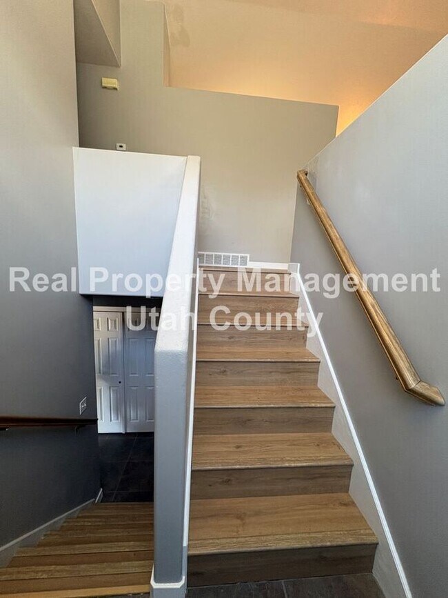 Photo - 692 W 410 N
