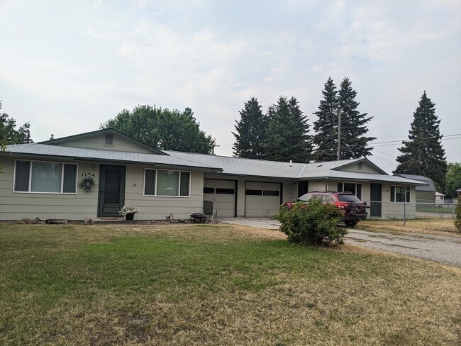 Building Photo - 1134 9th Ave W Unit 1126 Rental