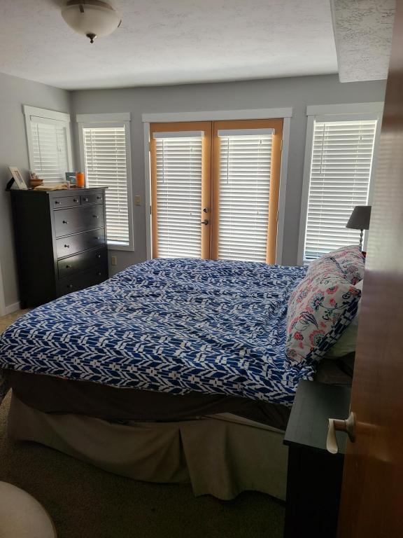 Photo - 389 Yasek Loop