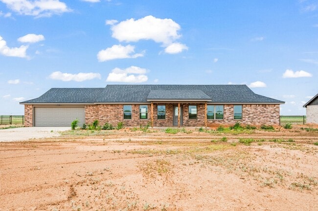Building Photo - New Construction Home In Idalou ISD!