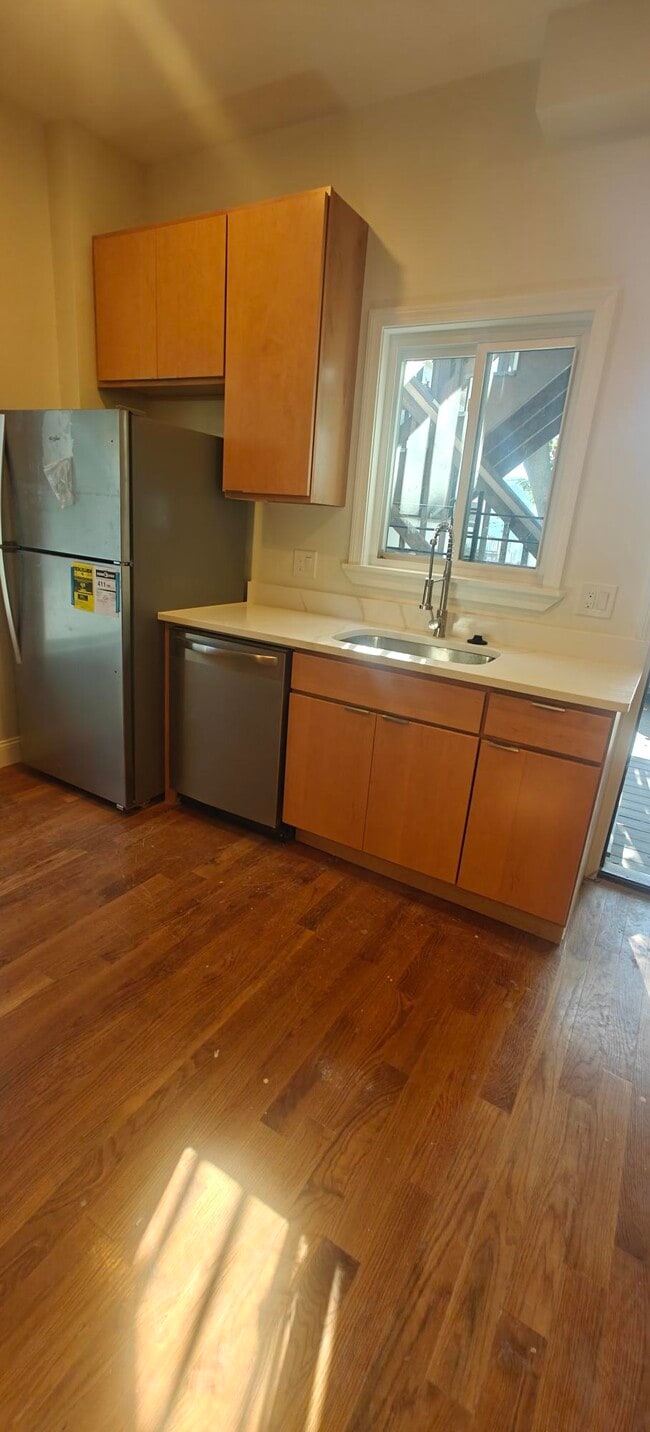 Photo - 122 Chestnut St Unit 1