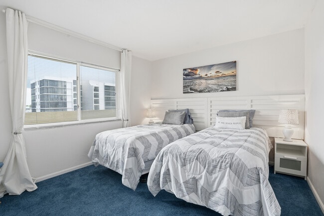 Photo - 10475 Gulf Shore Dr