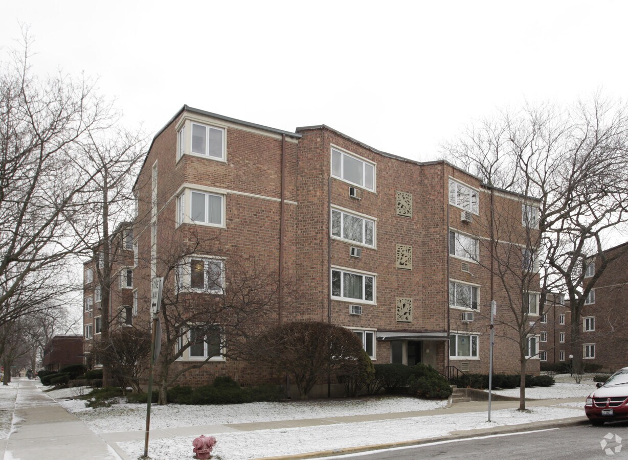 Primary Photo - 6119-6129 N Winchester Ave