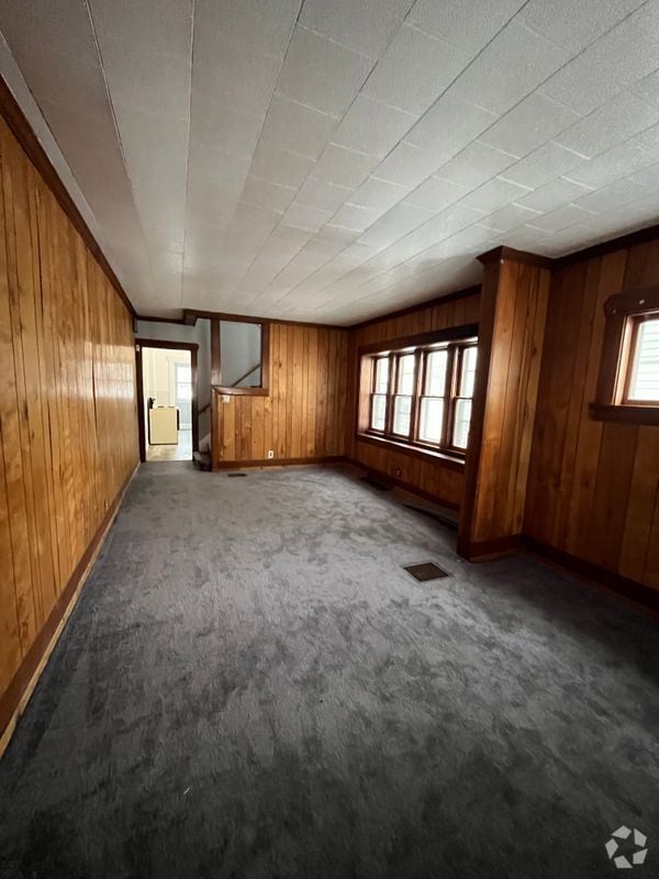 Building Photo - 21 Hillendale St Rental