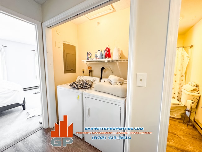 Photo - 267 Eastview Cir