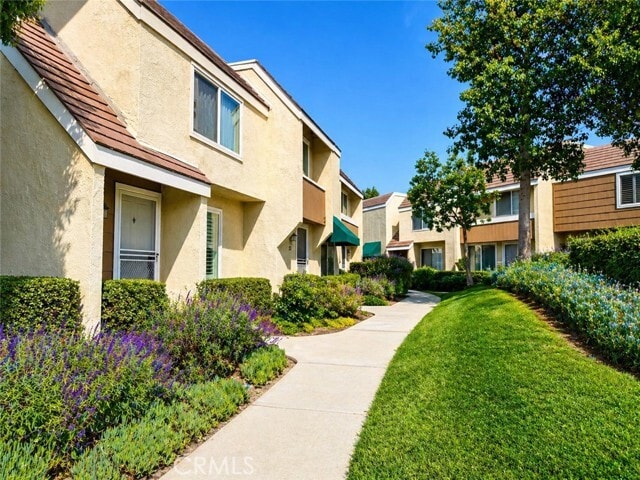 Photo - 25 Brookfield