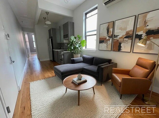 Photo - Renovated 3 Bed / 2 Bath Apartment Near the L Train in Prime East Williamsburg Unit 2L
