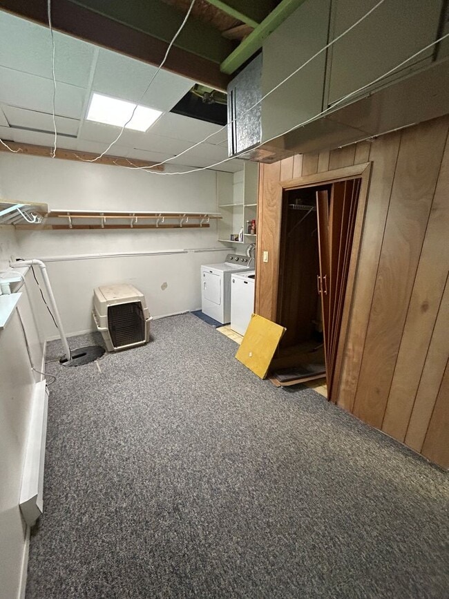 Photo - 3 Bedroom 1 3/4 Bathroom In Norwalk