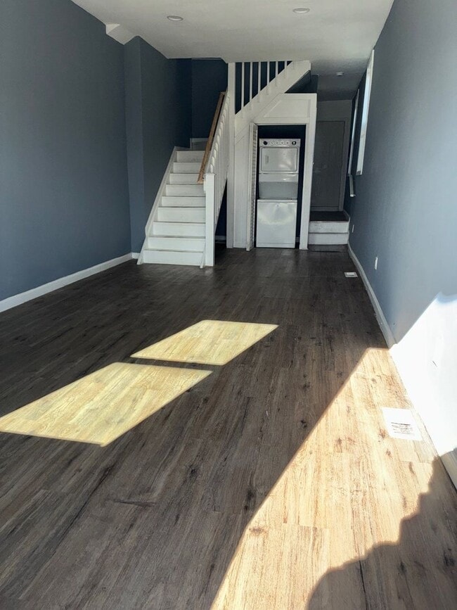 Photo - 2234 Henneman Ave