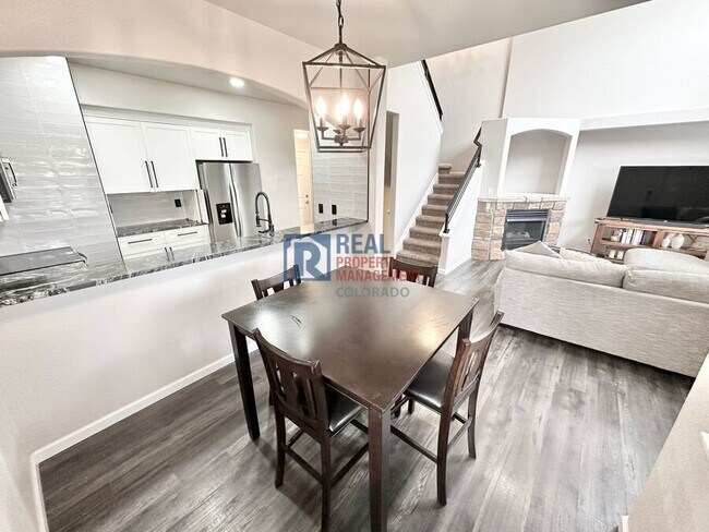 Photo - 1325 S Chambers Rd