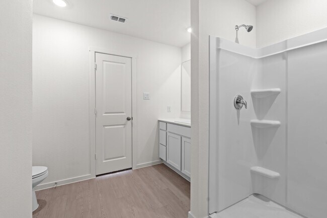 Photo - 4004 Arklow St