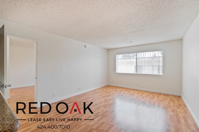 Stunning, Bright Two Bedroom with Spacious... - Stunning, Bright Two Bedroom with Spacious... Condo Unit 226