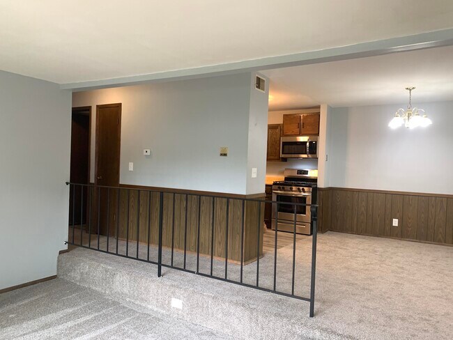 Photo - 2650 W Custer Ave