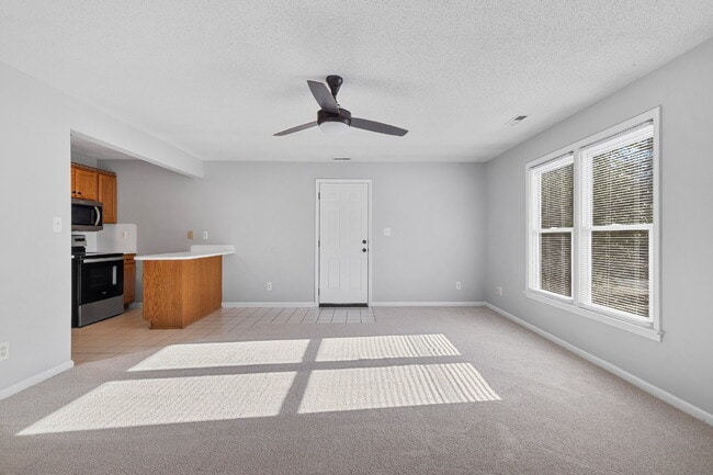 Photo - Charming & VERY CLEAN 1 Bed, 1 Bath Home Near Hospital & Winthrop | $1,200/month | Available Now