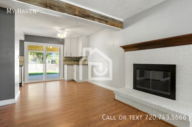 Photo - 10815 W Alamo Pl