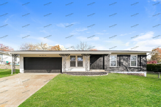 Building Photo - 11812 La Padera Ln Rental