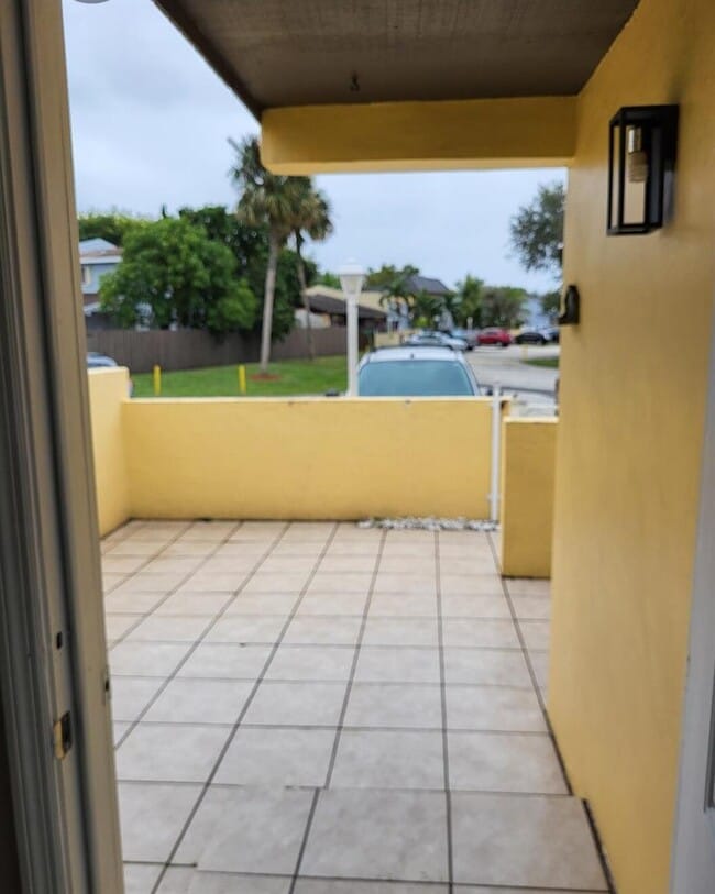 Photo - 19435 NW 53rd Ct