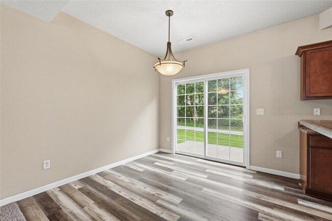 Photo - 1694 Burr Dr