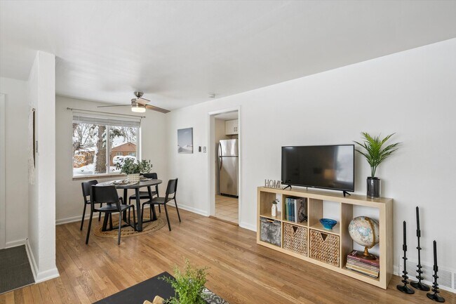 Photo - 3551 Olive St