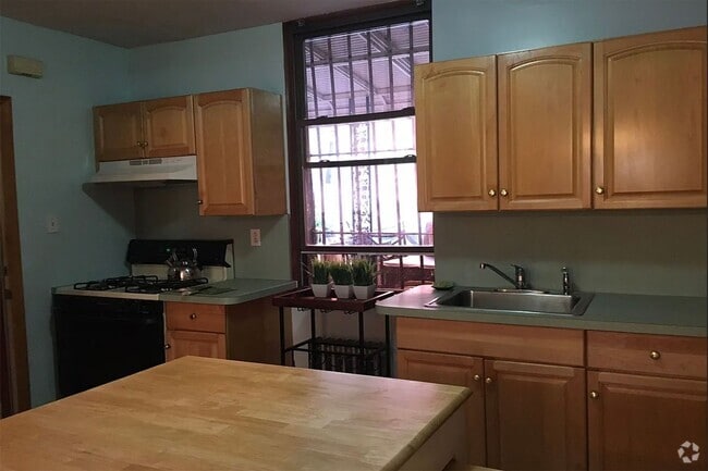 Building Photo - 400 Van Brunt St Unit 1 Rental