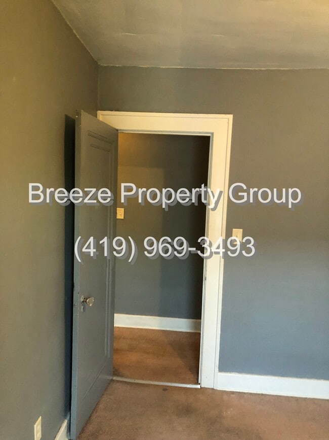 Photo - 1436 W High St