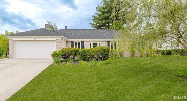Building Photo - 1416 E Clairmont Pl
