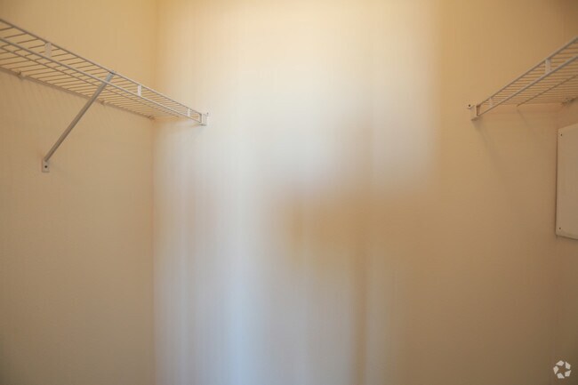 2BR, 1BA - Mesa Verde