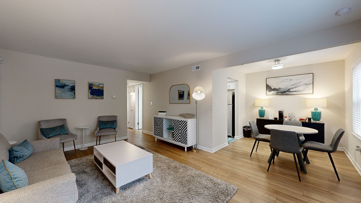 Photo - Country Club Apartments