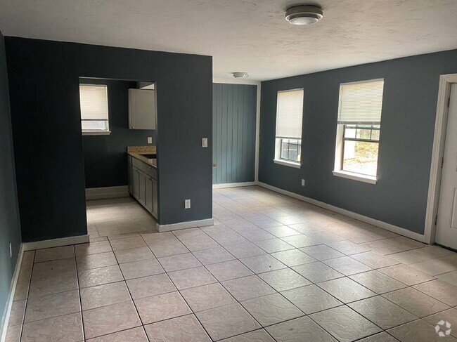 Building Photo - 1863 Nekoma Ct Unit B Rental