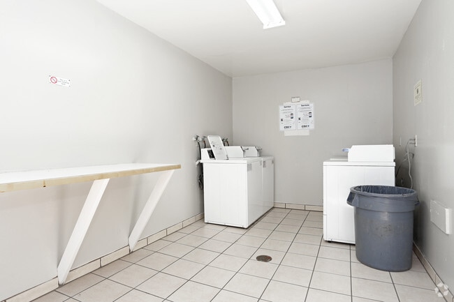 Photo - Adelaide Pines