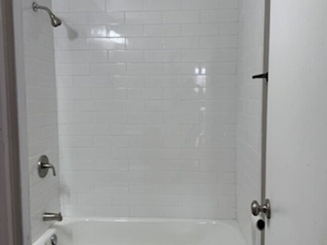 Photo - 4445 Engleka Ct