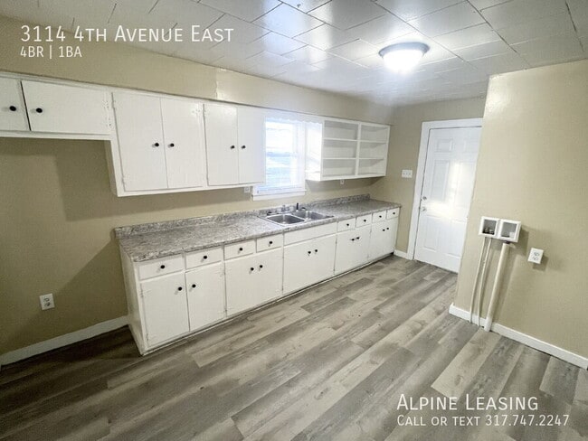 Photo - 3114 4th Ave E
