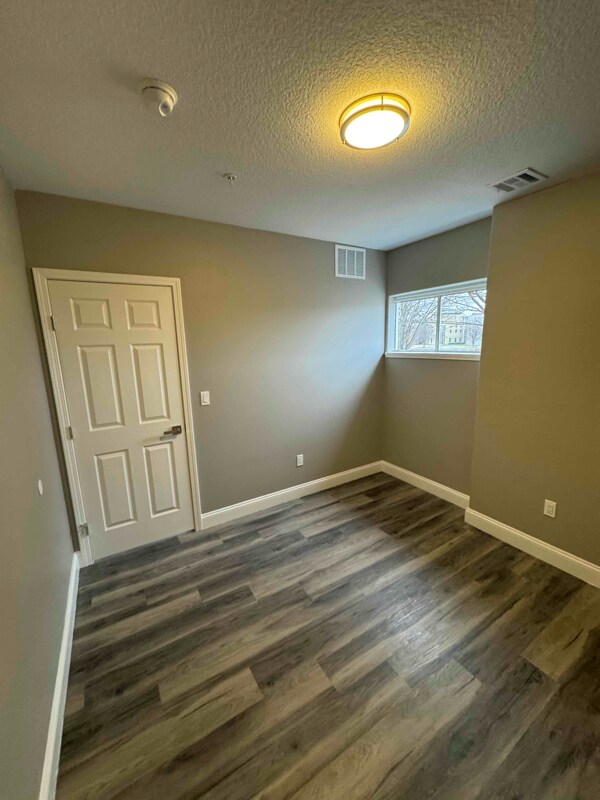 Photo - 3000 W Kellogg Dr