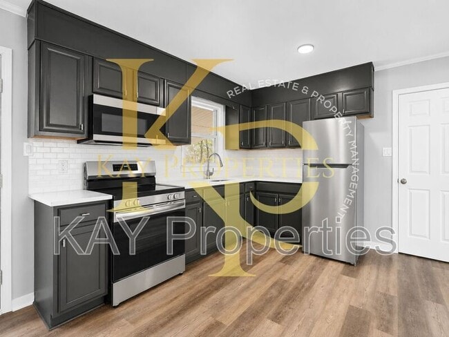 Photo - 6010 Muscat Rd