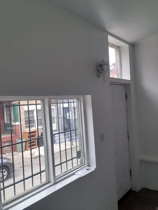 Photo - 1340 S Markoe St