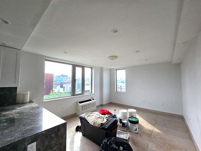 Photo - "Modern 2-Bed, 2-Bath Astoria Gem with Sleek Granite Countertops!"