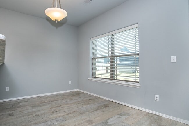 Photo - 1324 N Corsica Dr Unit Room 2