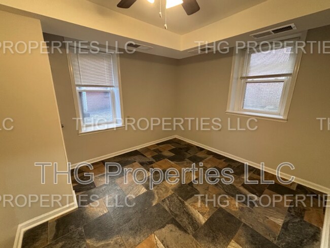 Photo - 671 Lincoln Ave Unidad Apt. B3