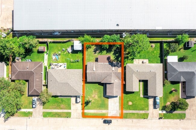 Building Photo - 17330 Heritage Bay Dr Rental