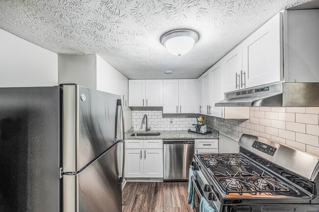 Regency Park Apartments