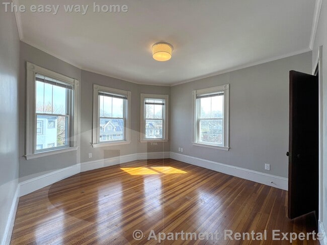 Photo - 107 Oxford St Unidad #3