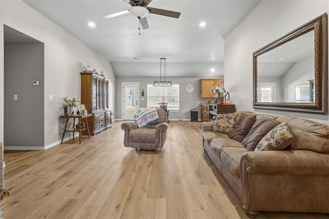 Photo - 1707 N 4th Ave