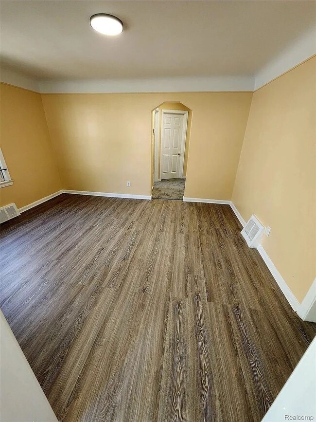 Photo - 19948 Moenart St House