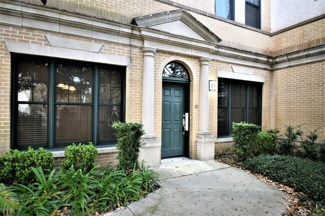 Photo - 1661 Riverside Ave Unit 121