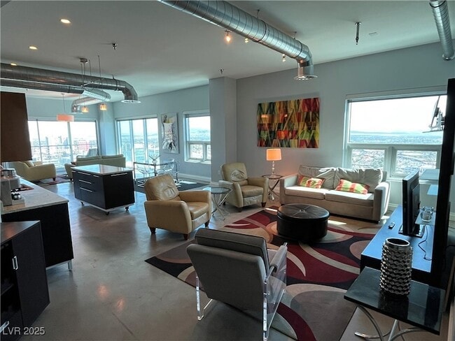 Photo - 200 Hoover Ave Unidad 2009