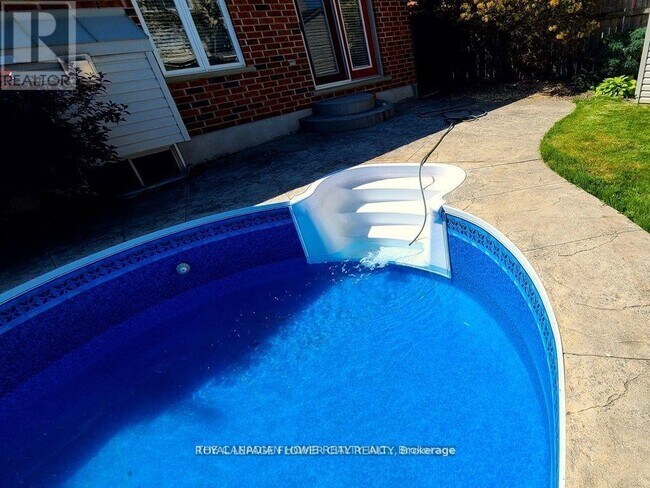 Photo - 2089 Meadowgate Blvd