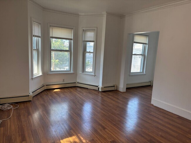 28 Armington St