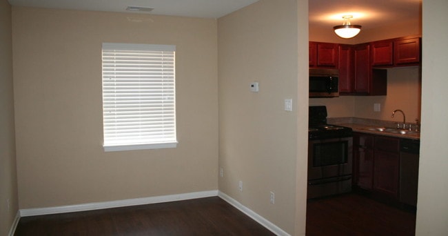 Photo - Capitol Manor