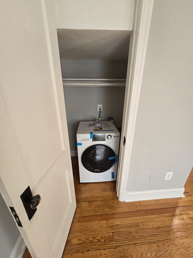 Photo - 1128 16th St NE Unidad 1