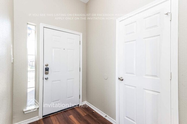 Photo - 8175 Spruce Valley Dr